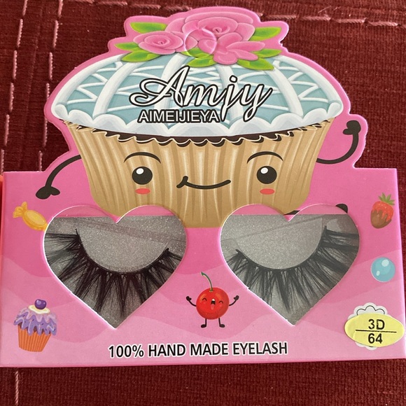 🆕2 Sets of Faux EyeLashes: 3D/03 & 3D/64. No glue needed! - Picture 3 of 5